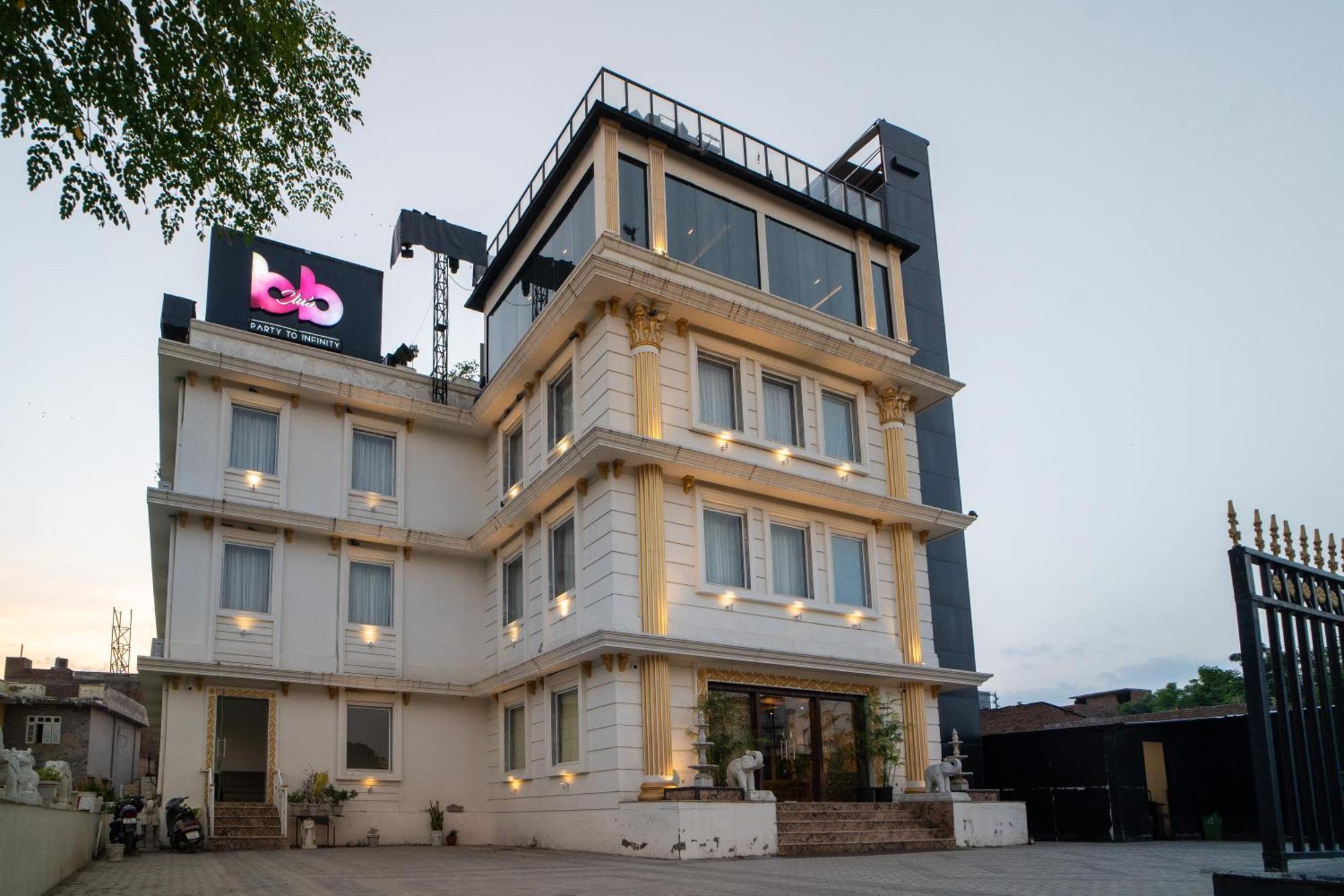 The Courtyard - Beyond Bar & Club Hotel Udaipur Exterior foto