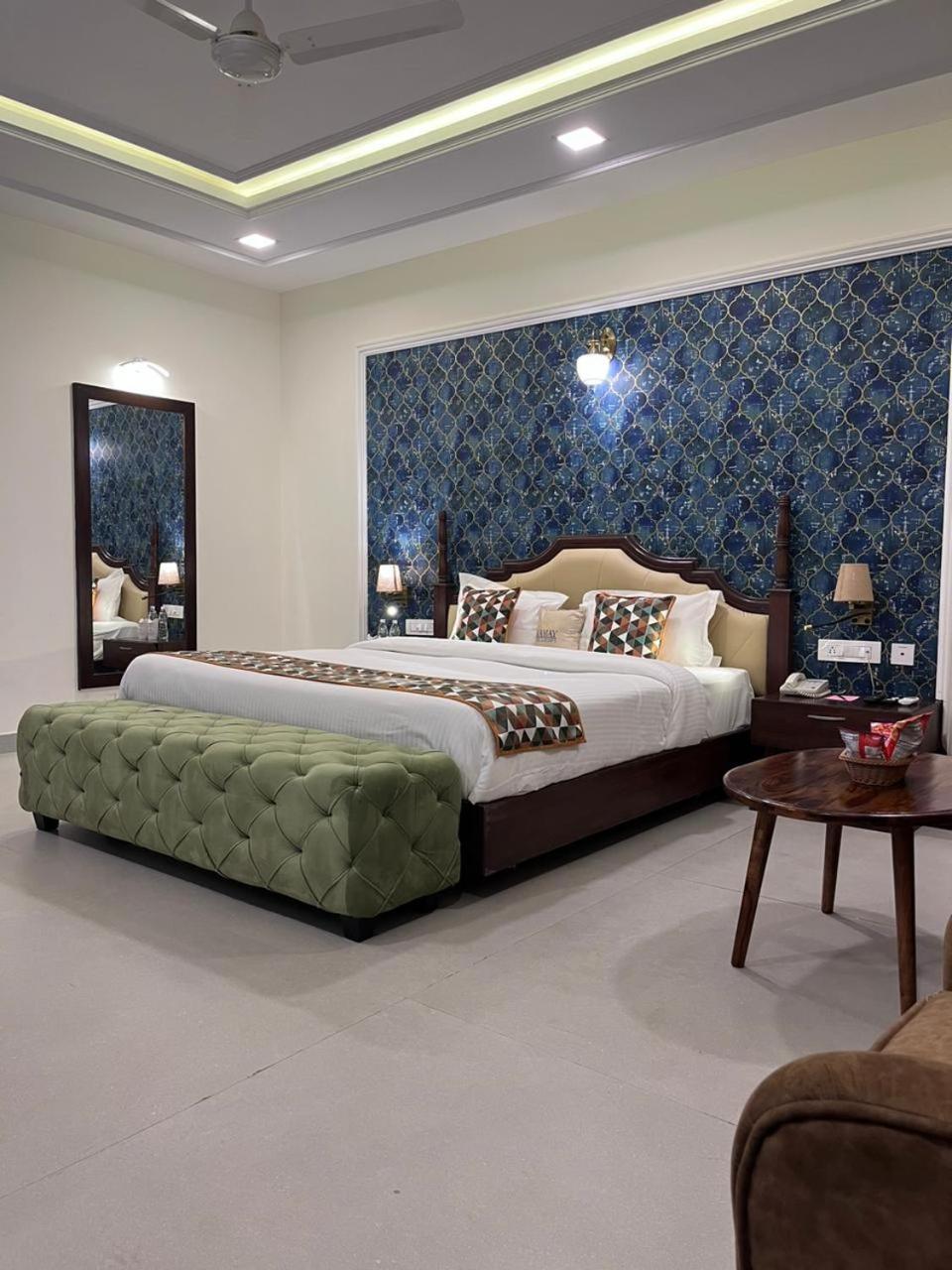 The Courtyard - Beyond Bar & Club Hotel Udaipur Exterior foto